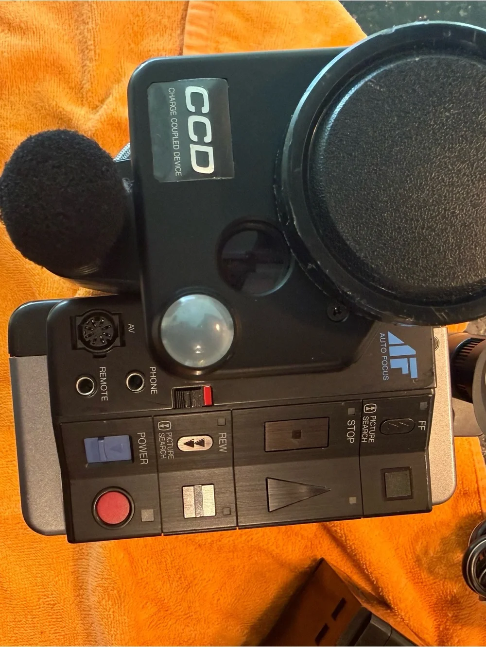 Toshiba dark gray VHS-C Video Movie Camcorder with Auto Focus